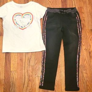 Jeggings & White tee